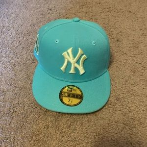 Fitted hat